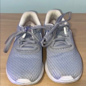 Grey Nike tennis shoes